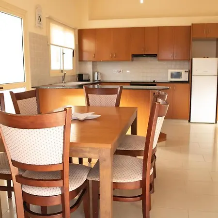 Coralia Dreams - Coral Bay Villa